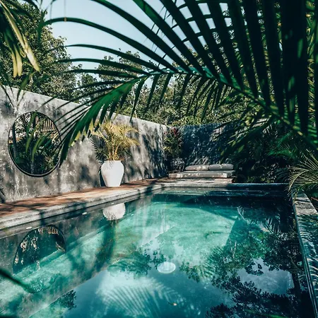 Buena Casa Tulum, Private With Pool, Housekeeper, & Breakfast Villa *