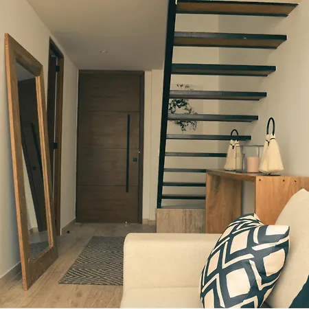 Loft Izel Sleeps 4 With Club Access, Close To La Veleta Tulum