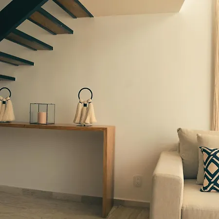 Loft Izel Sleeps 4 With Club Access, Close To La Veleta Apartment *