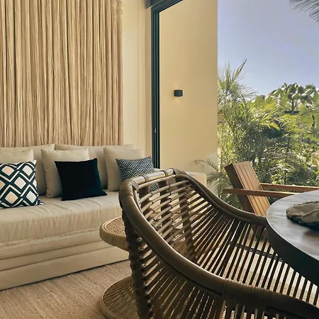 Loft Izel Sleeps 4 With Club Access, Close To La Veleta