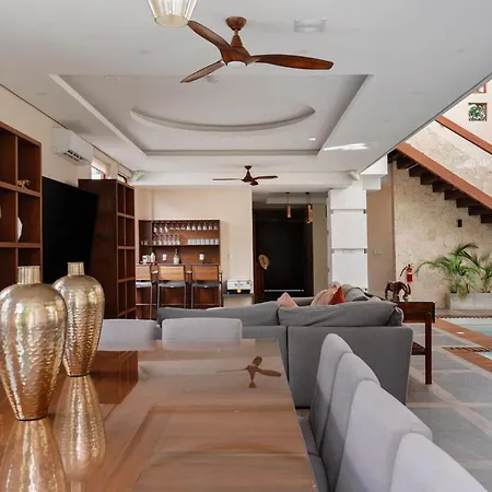 Villa 9br Luxury Aldea Zama, Private Pools & Gym!