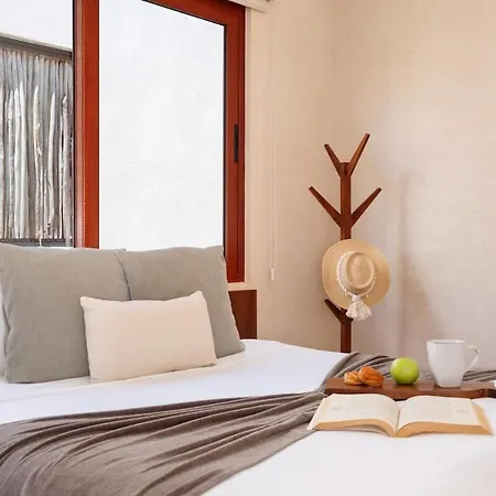 Villa 9br Luxury Aldea Zama, Private Pools & Gym! Tulum