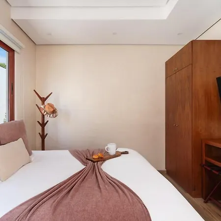 Villa 9br Luxury Aldea Zama, Private Pools & Gym! *