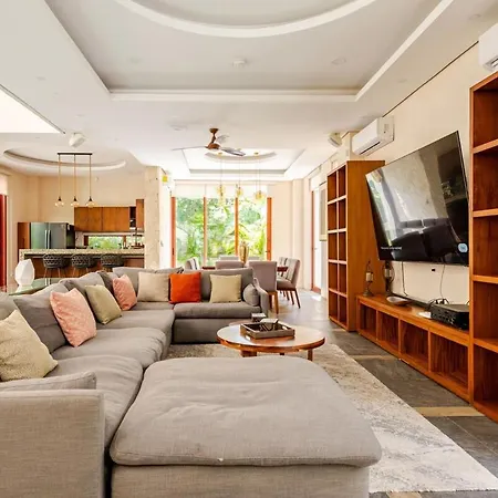 Wayak Luxury 5br Private Pool Gym, 24 7security Villa *