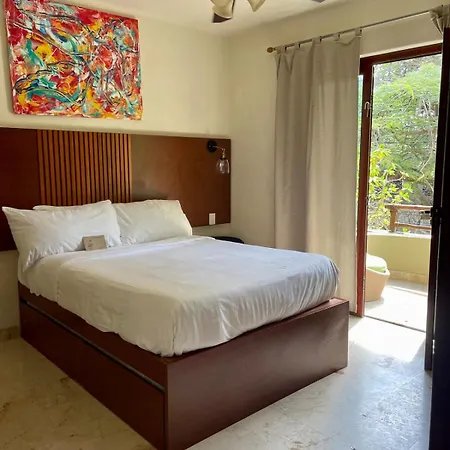 Apartment 2br Kobah 1 Block To & 5th Pool Gym *