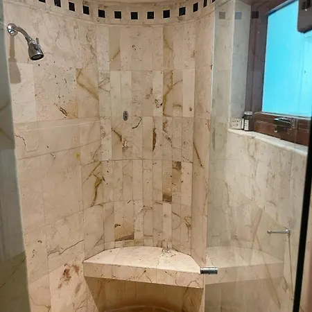 2br Kobah 1 Block To & 5th Pool Gym