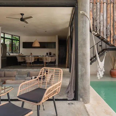 Villa Rousseau Jungle Priv Pool Concierge 1b *