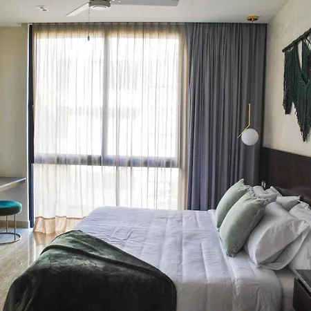 Apartment Upscale Perfect Location