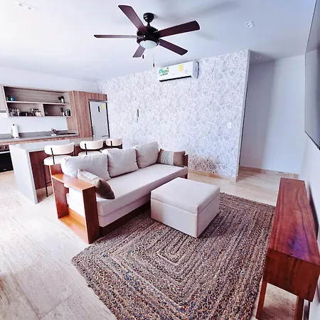 1 Bedroom With King Bed And Balcony With Amenities View *