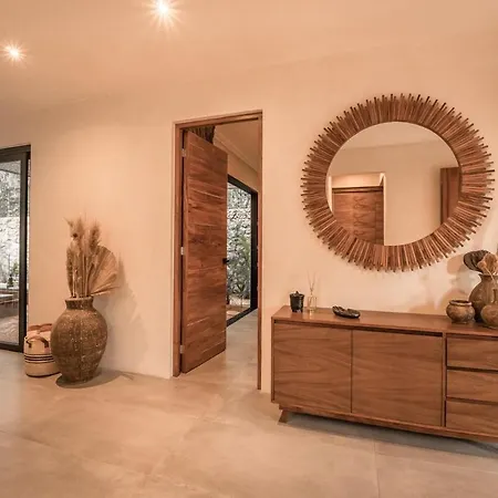 Villa With 2 Pools With Security Guard For 10 Guests Tulum