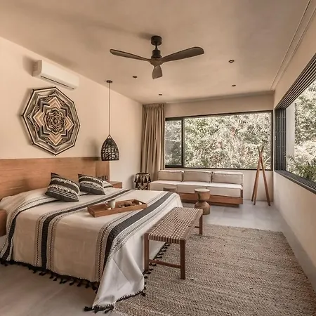 With 2 Pools With Security Guard For 10 Guests *