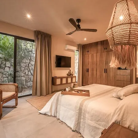 Villa With 2 Pools With Security Guard For 10 Guests Tulum