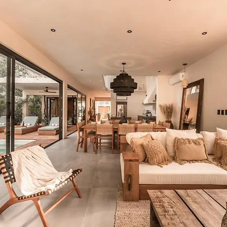With 2 Pools With Security Guard For 10 Guests * Tulum