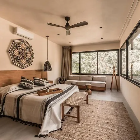 With 2 Pools With Security Guard For 10 Guests *