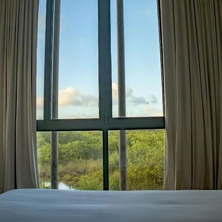 Caiman Habitat Hotel 5*