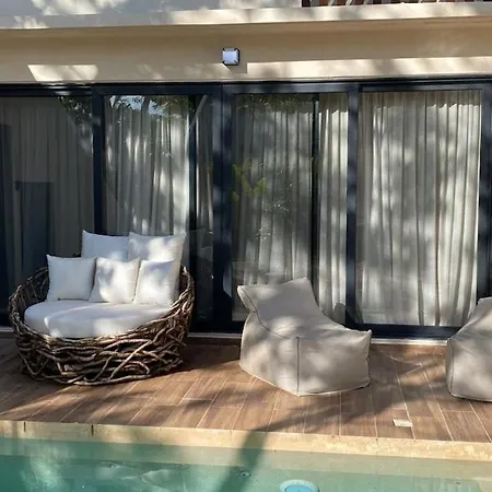 Bali 4br W Pool, Rooftop Jacuzzi And Bbq Villa Tulum