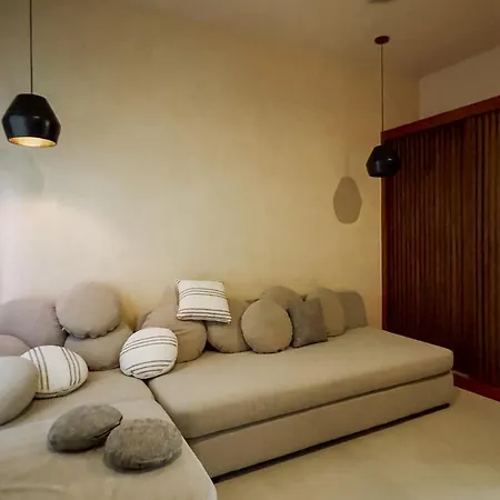 Bali 4br W Pool, Rooftop Jacuzzi And Bbq Villa *