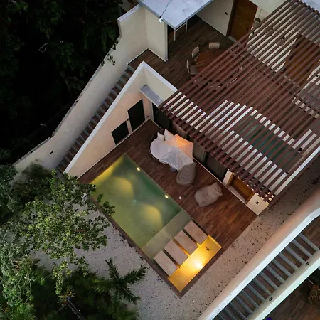 Villa Bali 4br W Pool, Rooftop Jacuzzi And Bbq Tulum