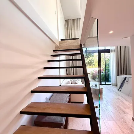 Luxury Loft In Mistiq Gardens Ii Apartment *