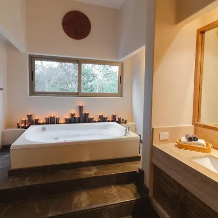 Villa With Premium Service - Cook, Butler & Included In Luxury Aldea Zama
