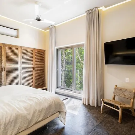 Villa With Premium Service - Cook, Butler & Included In Luxury Aldea Zama *