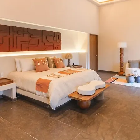 Villa With Premium Service - Cook, Butler & Included In Luxury Aldea Zama *