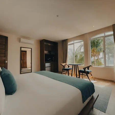 Casa Altamar Hotel