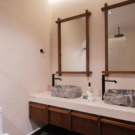 Humana Luxury Private Pool & Huge Terrace Apartamento