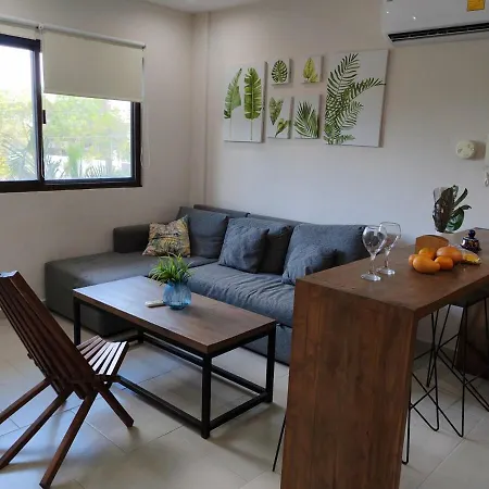 Tiktok Lounge Sunrise Haven Apartment