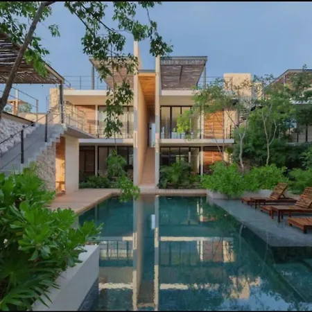 Private Rooftop With Jacuzzi Sleeps 8 In La Veleta Apartamento *