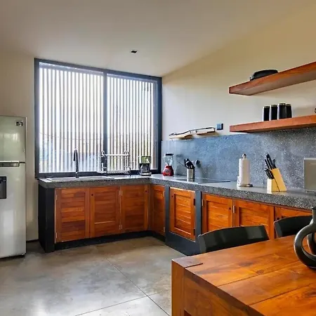 Private Rooftop With Jacuzzi Sleeps 8 In La Veleta Apartamento Tulum
