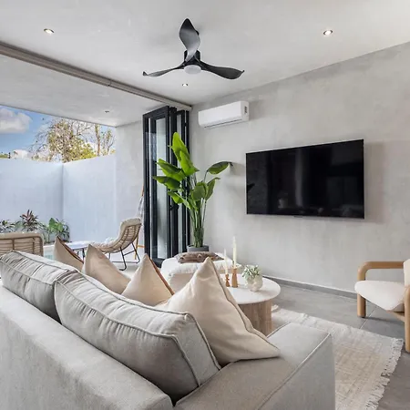 Luxury With 2 Private Pools & Rooftop Tulum