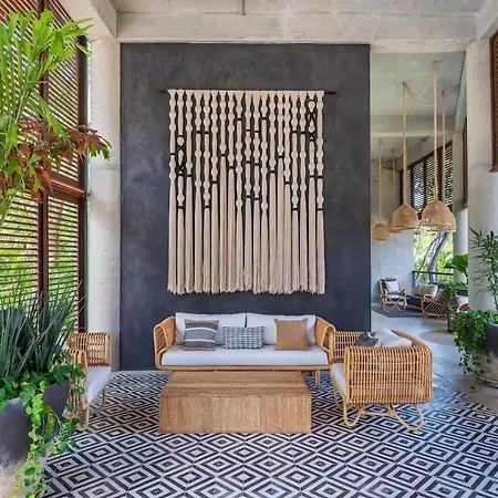 Gorgeous Luxury Penthouse At Xalet With Private Roof And Jacuzzi *