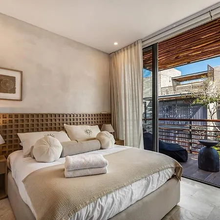 Apartment Gorgeous Luxury Penthouse At Xalet With Private Roof And Jacuzzi *