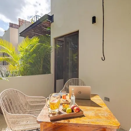 W Private Pool Ideal For Families Y Friends Holiday home