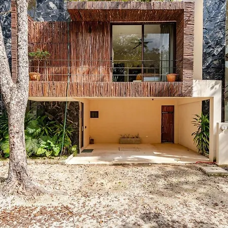 W Private Pool Ideal For Families Y Friends *