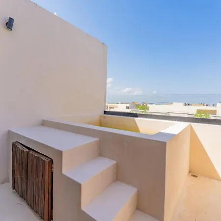 Crystal Stunning Penthouse With Private Pool *
