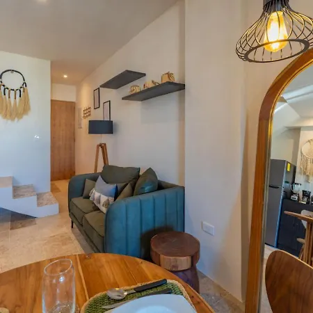 Crystal Stunning Penthouse With Private Pool
