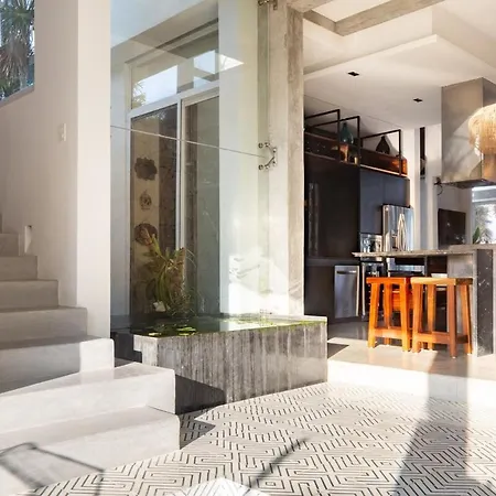 Luxury Oceanfront Estate With Pool, Staff, Sleeps 24