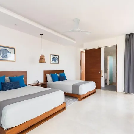 Villa Luxury Oceanfront Estate With Pool, Staff, Sleeps 24 Tulum