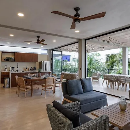 Apartment Penthouse With Private Pool, Rooftop, And Stunning Views