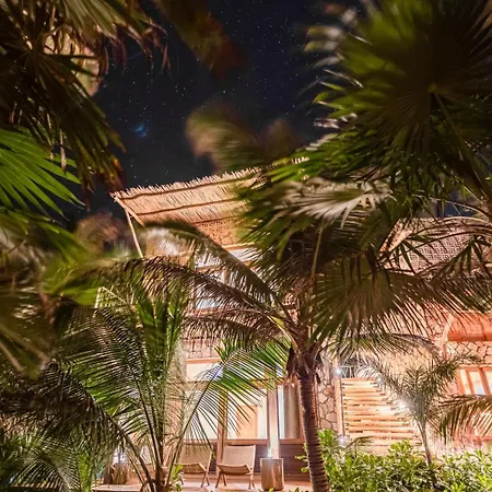 Anana Casa Kaab Kaan Rooftop Pool Beachfront