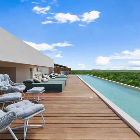 Tropical Getaway In With Private Pool