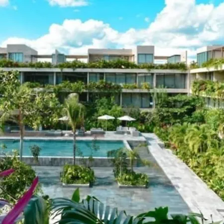 Apartment Grand Avec Patio Prive Mistiq