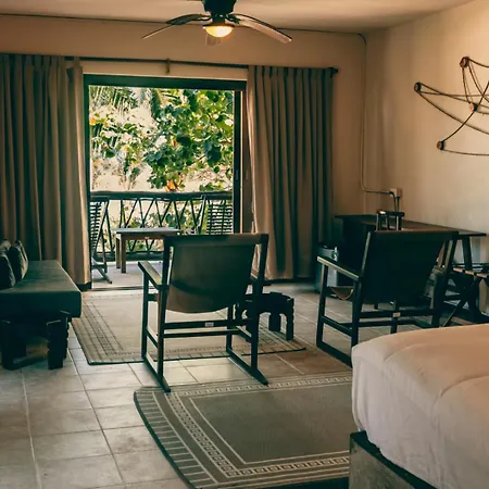 Hotel Mia Front Tulum