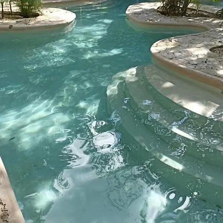 Jungle Jacuzzi Tulum