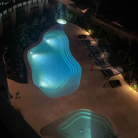 Luxurious Mistiq Gardensii Pool Beachclub * Tulum