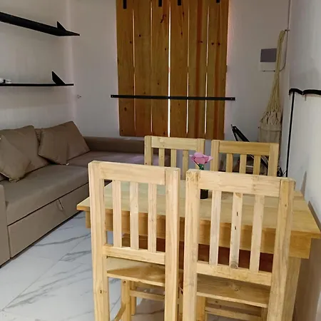 Apartamento Lovely Space Close To Airport