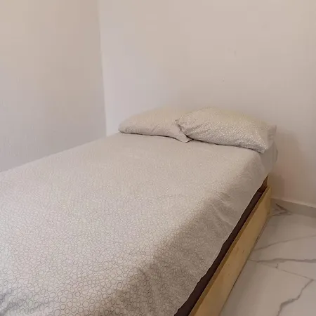 Lovely Space Close To Airport Apartamento