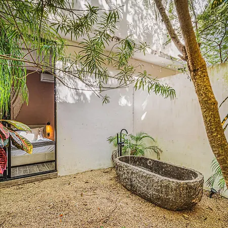Serene 4br W Pool Hot Tub 1xfree Breakfast *